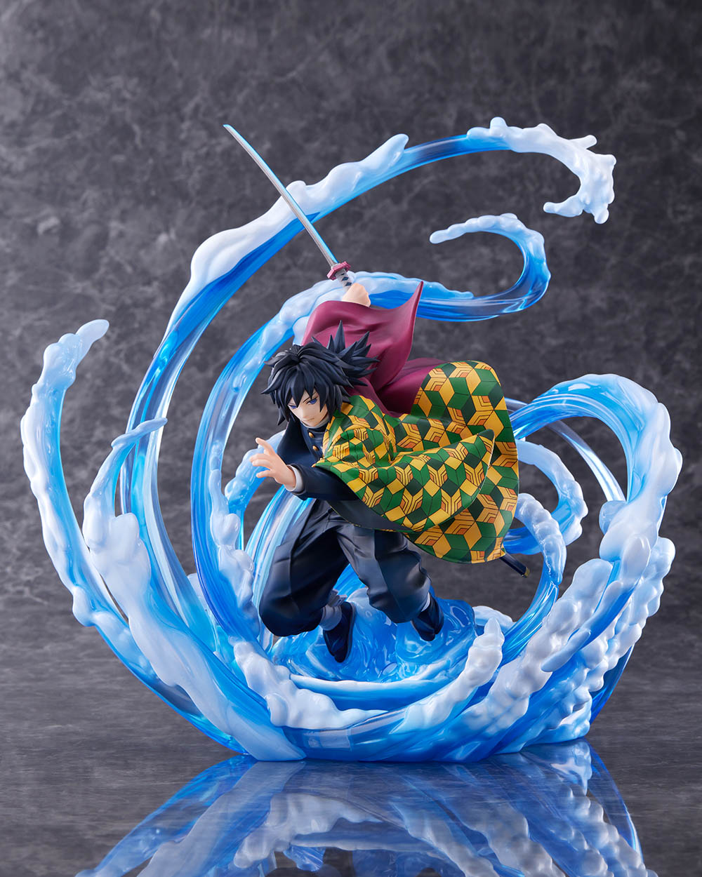 Figurine Giyu Tomioka Demon Slayer – Pilier de l’Eau – 15 cm Figurine Giyu Tomioka Demon Slayer – Pilier de l’Eau – 15 cm