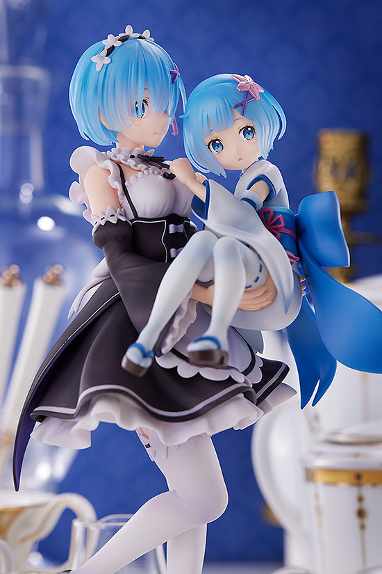 Re:Zero Starting Life in Another World Emilia & Childhood Emilia S-Fire 1:7  Scale Statue